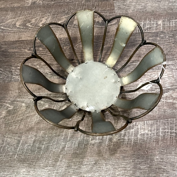 🧡 Farmhouse Rustic Galvanized Metal Bowl Home Table Decor NWT - Picture 2 of 5